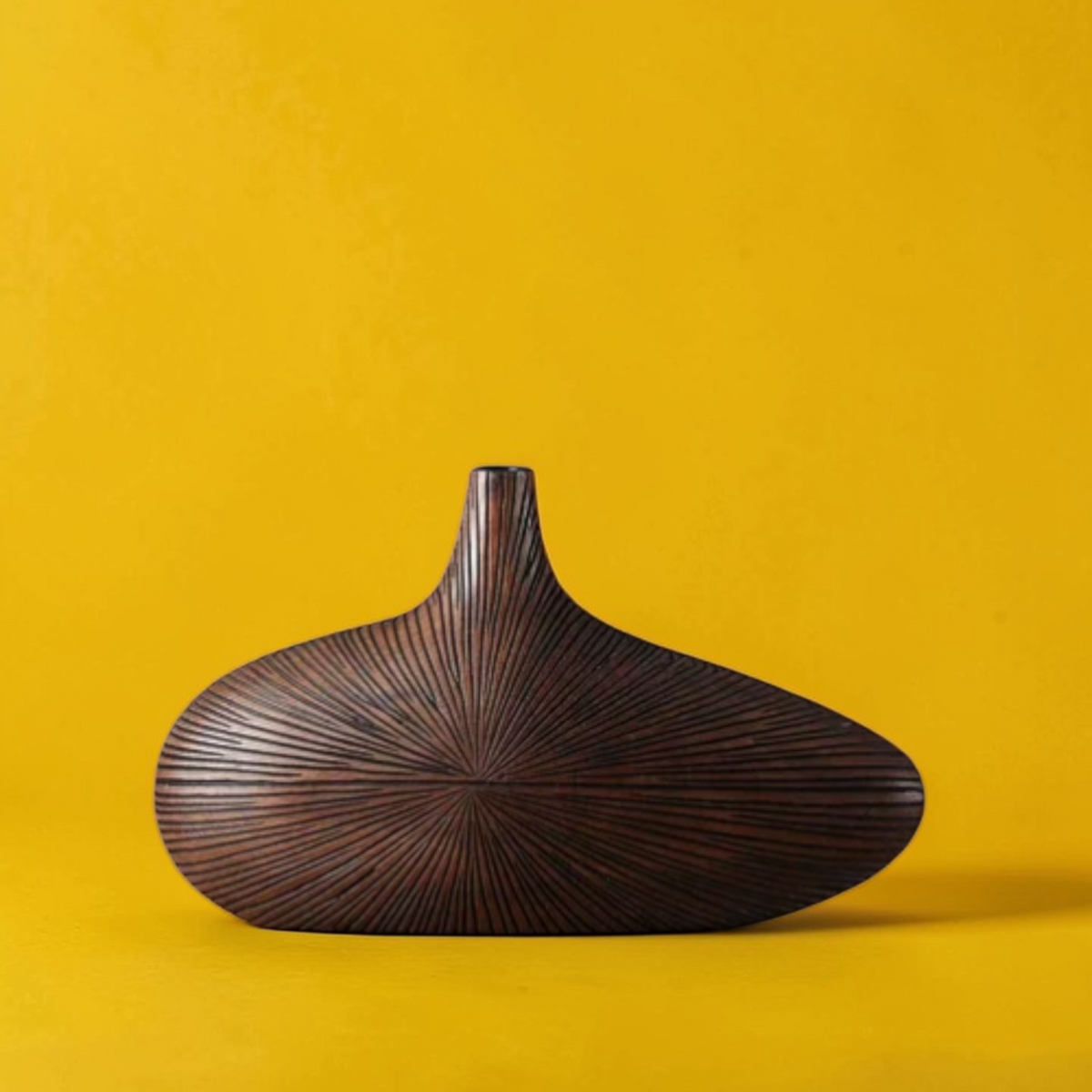 Style A Dark Round modern wooden vase